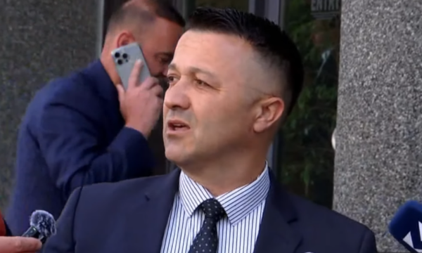veton-berisha:-shpresojme-qe-sot-do-te-levizim,-sepse-nuk-shkohet-me-bllokade-te-pafundme