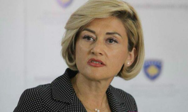 kusari-lila:-vota-per-nuk-bllokon-–-vota-kunder-e-partive-tjera-po-e-bllokon-procesin