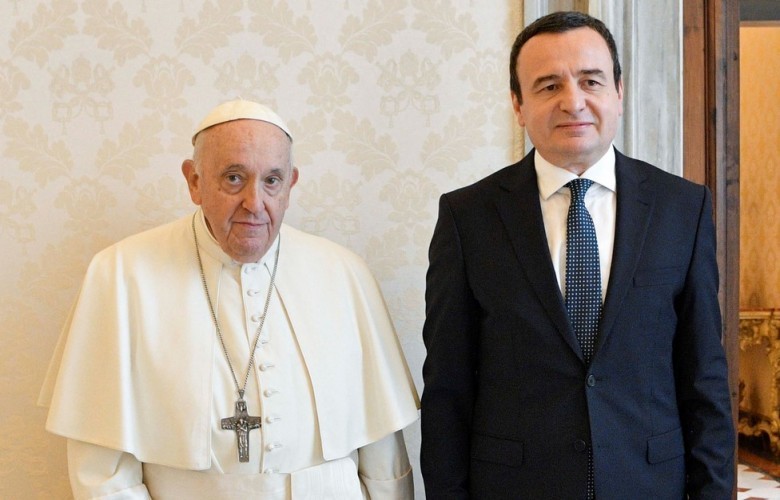 kurti:-papa-francesku-do-te-mbahet-mend-si-udheheqes-i-dashurise-dhe-paqes