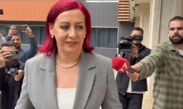 emilija-rexhepi-thote-se-“ndoshta-ka”-takim-me-duda-baljen:-shohim-sot