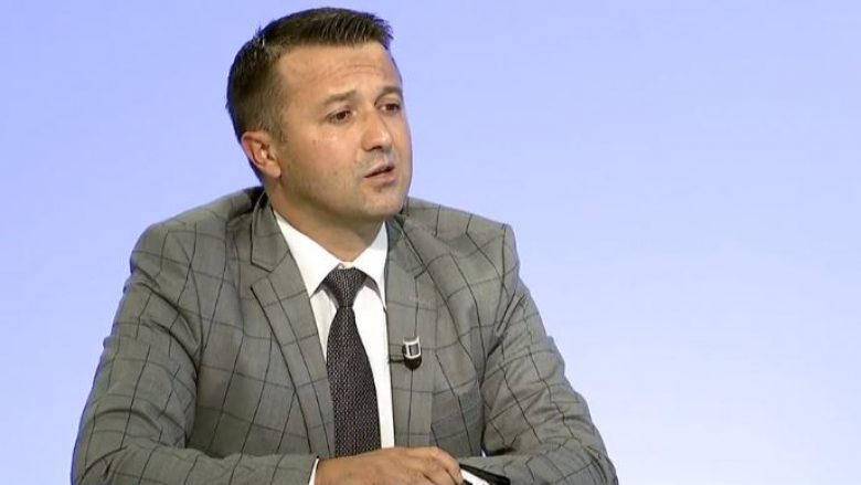 deputeti-veton-berisha:-ende-s’ka-asnje-vendim-gjykate-kunder-racizmit