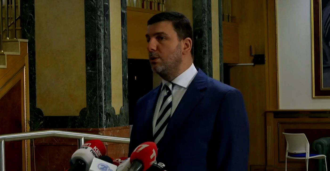 krasniqi-pas-takimit-me-kurtin:-haxhiu-nuk-kalon