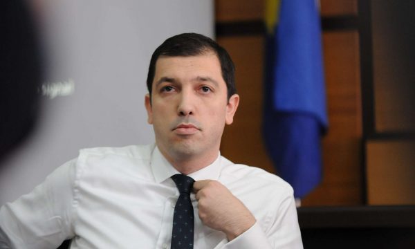 emri-i-haxhiut-per-kryeparlamentare,-sejdiu:-edhe-glauku-e-di-qe-kjo-pune-eshte-hajgare