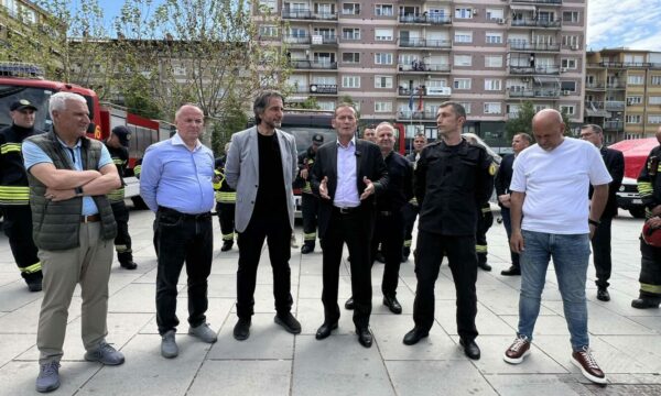 prishtina-shenon-diten-nderkombetare-te-zjarrfikesve,-rama:-po-investojme-per-mireqenien-e-tyre