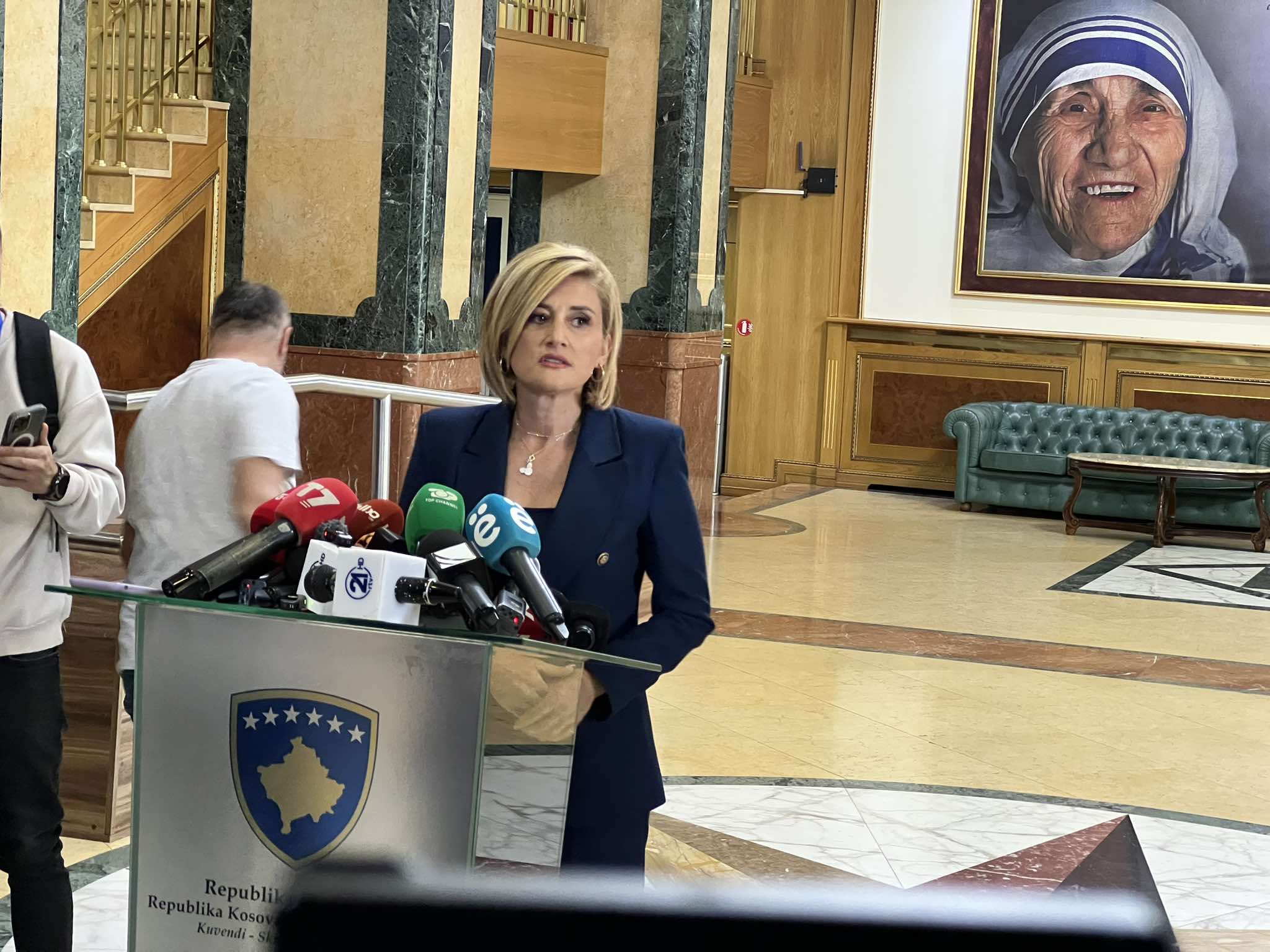 kusari-lila-jep-sinjale-se-edhe-sot-propozohet-votimi-i-fshehte-qe-u-deshtoi-dy-here
