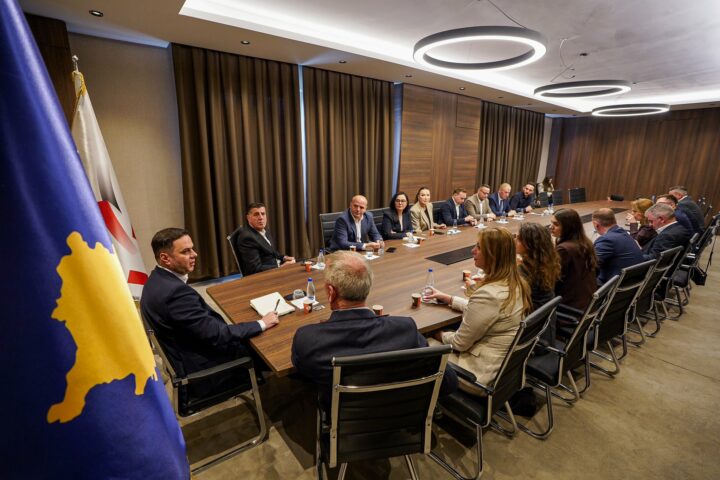 ftesa-e-kurtit-per-koalicion,-mblidhet-ldk