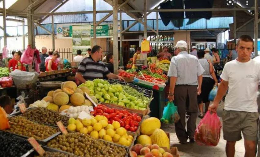 vazhdon-shtrenjtimi-i-produkteve,-rritet-kostoja-e-jeteses-se-qytetareve