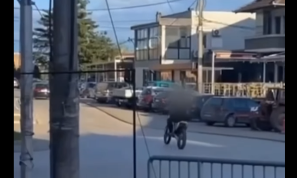 gjobitet-nje-qytetar-per-vozitje-te-rrezikshme-me-motociklete-ne-studenice-te-istogut