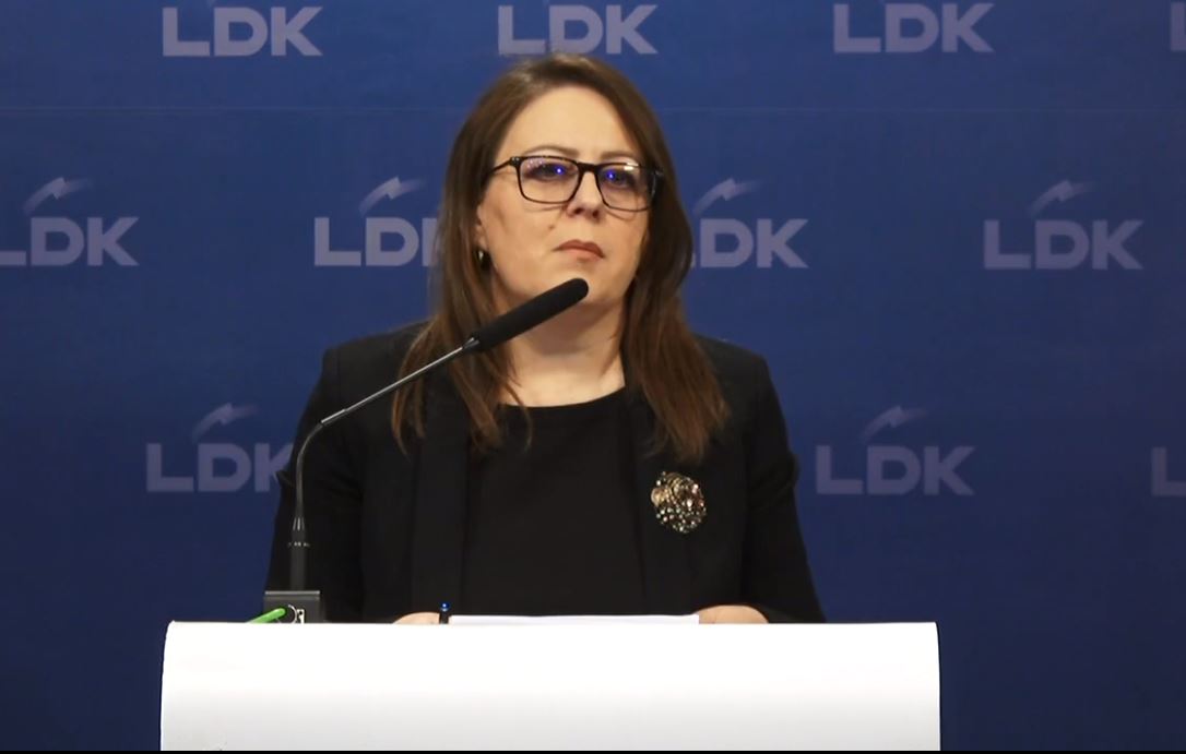 bllokada-ne-kushtetuese,-bajrami:-e-analizojme,-jemi-per-zhbllokim-te-situates
