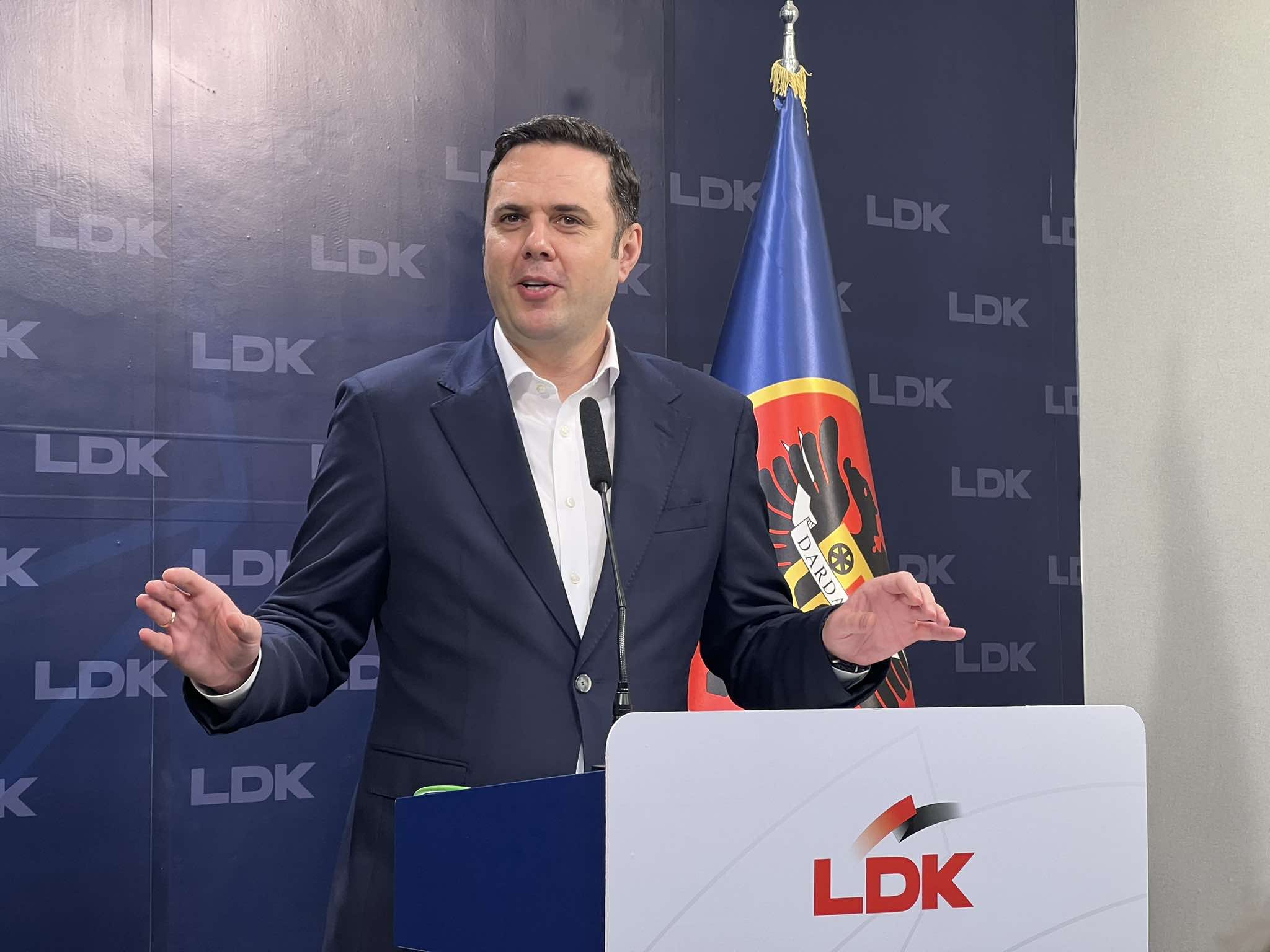 edhe-lumir-abdixhiku-e-konfirmon-pjesemarrjen-ne-takimin-me-presidenten-osmani