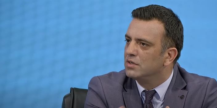 pozhari-per-takimin-e-15-majit:-me-shume-rrezikon-te-prodhoje-akuza-se-zgjidhje