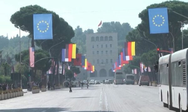 sot-mbahet-samiti-i-komunitetit-politik,-47-lidere-evropiane-zbarkojne-ne-tirane