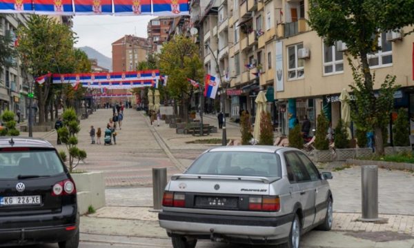aksionet-policore-ne-veri-te-mitrovices,-serbet-paralajmerojne-sot-proteste