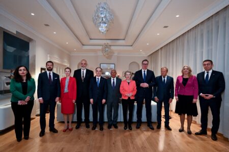 osmani-dhe-vucic-bashke-ne-darken-e-von-der-leyen-ne-tirane