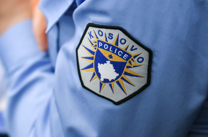 policia-ne-ferizaj-kryen-kontrolle-ne-disa-lokale,-gjen-arme-zjarri-dhe-fisheke