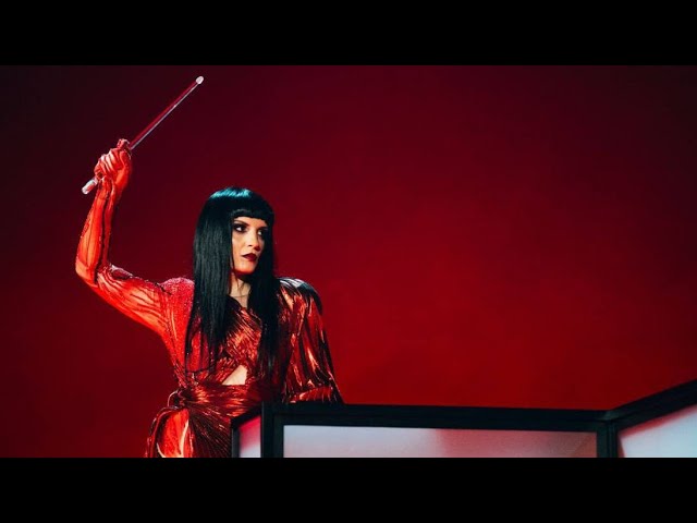 zjermi-i-shqiperise-“shkrumbon”-skenen-e-eurovisionit