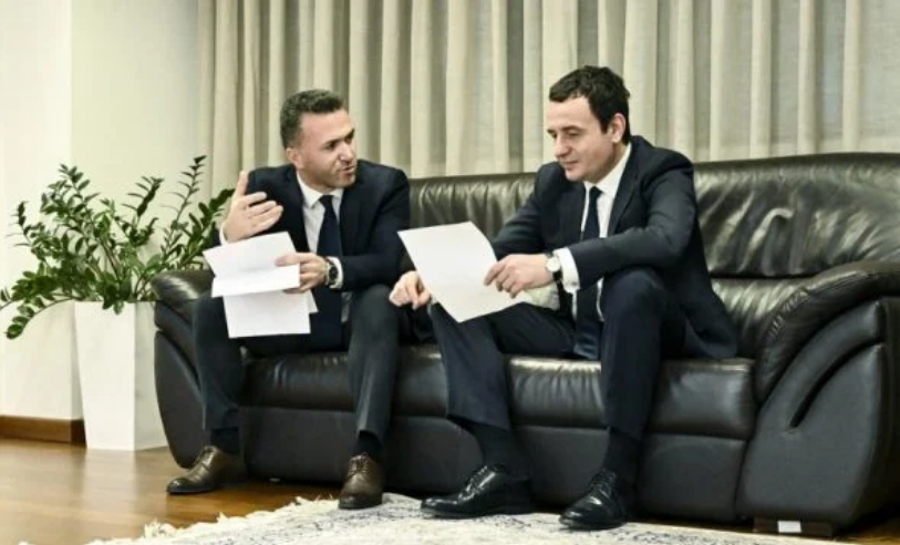 zulfaj-i-kurtit:-populli-e-di-qe-opozites-askush-s’po-ia-kerkon-votat-per-qeveri