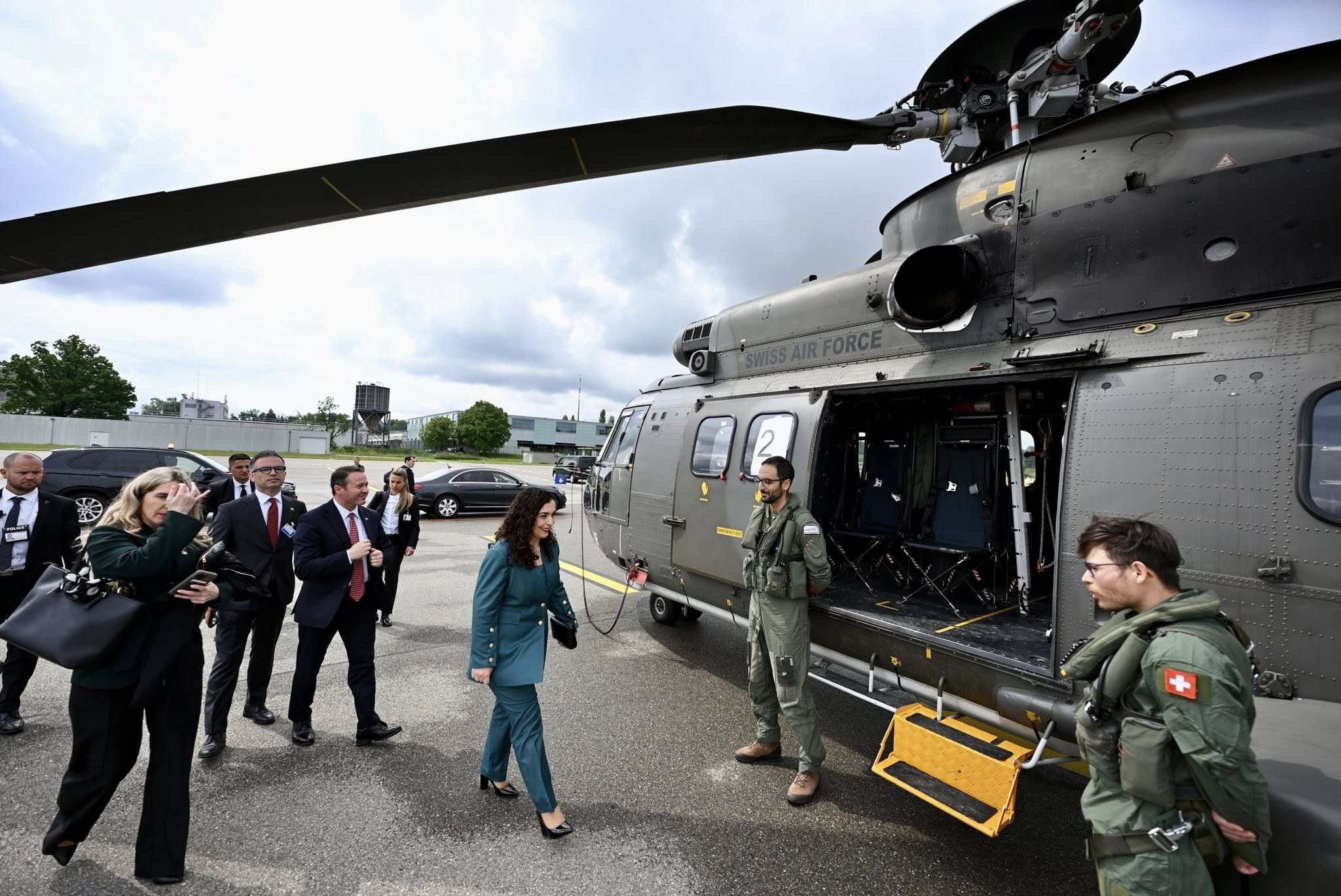 presidentja-osmani-arrin-ne-zvicer-per-viziten-shteterore
