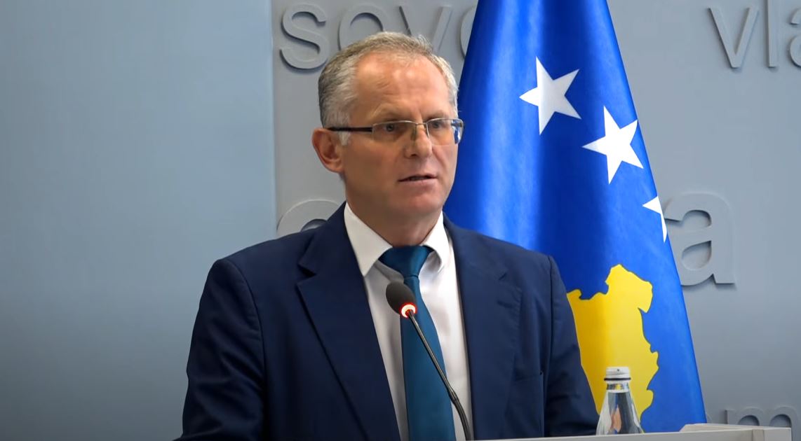 bislimi-thote-se-edhe-pa-fondet-e-be-se,-buxheti-i-kosoves-nuk-rrezikohet
