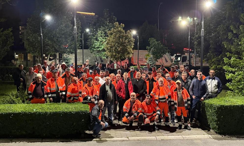“pastrimi”-ne-greve-edhe-ne-nderrimin-e-trete,-kerkojne-permbushjen-e-kerkesave