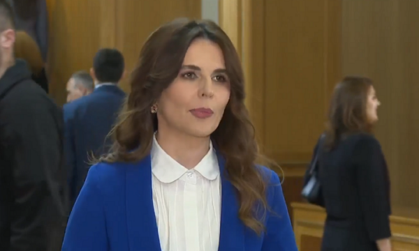 citaku:-kosova,-peng-e-kryenecesise-se-albin-kurtit