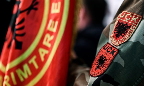 procesi-ne-hage,-veteranet-i-shkruajne-diplomateve-te-huaj