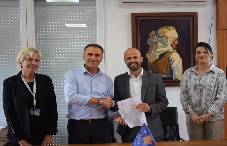 akk-nenshkruan-memorandume-bashkepunimi-me-komunat-veriore