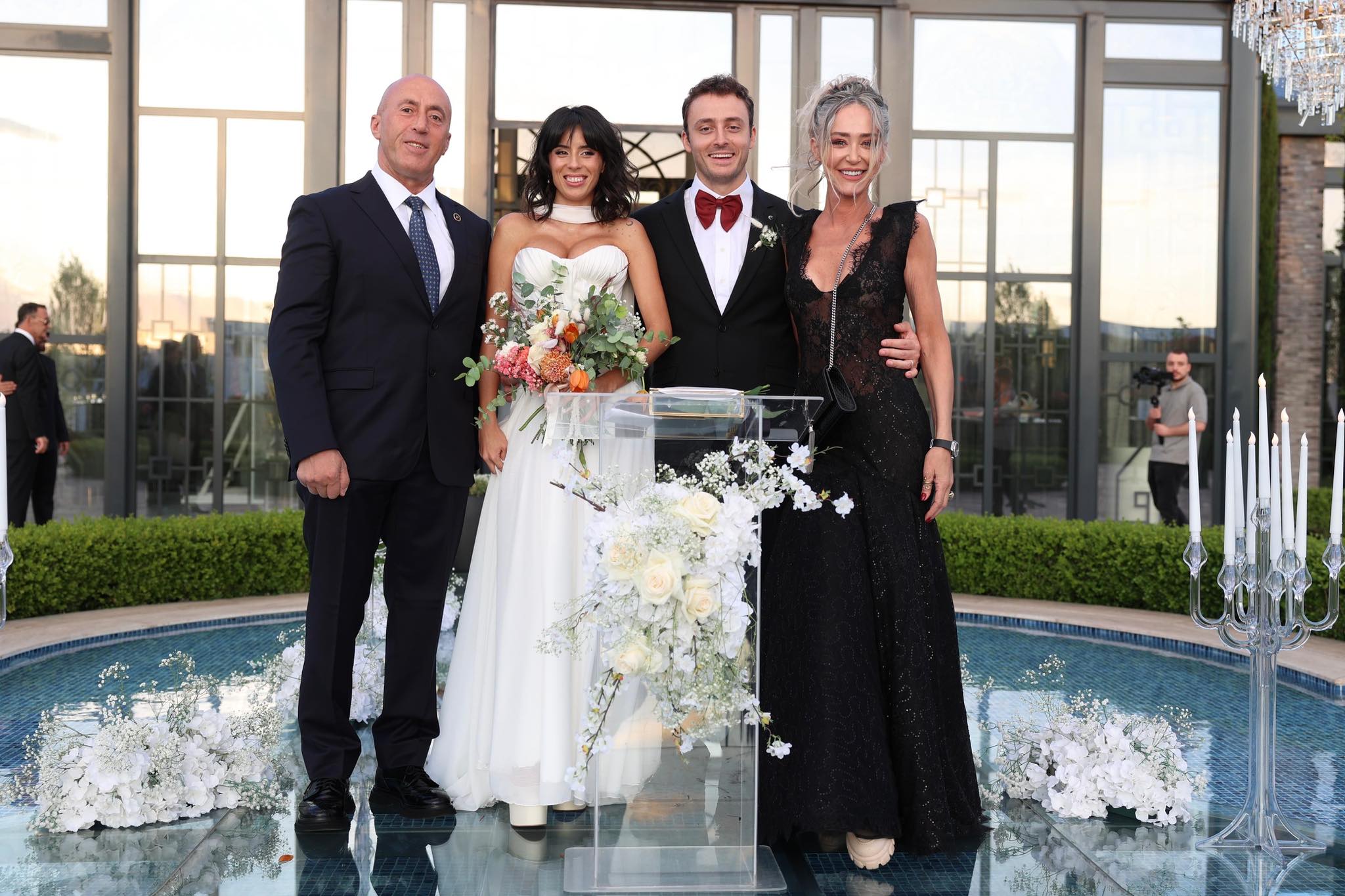 martohet-vellai-i-anites,-haradinaj-ndan-momente-unike