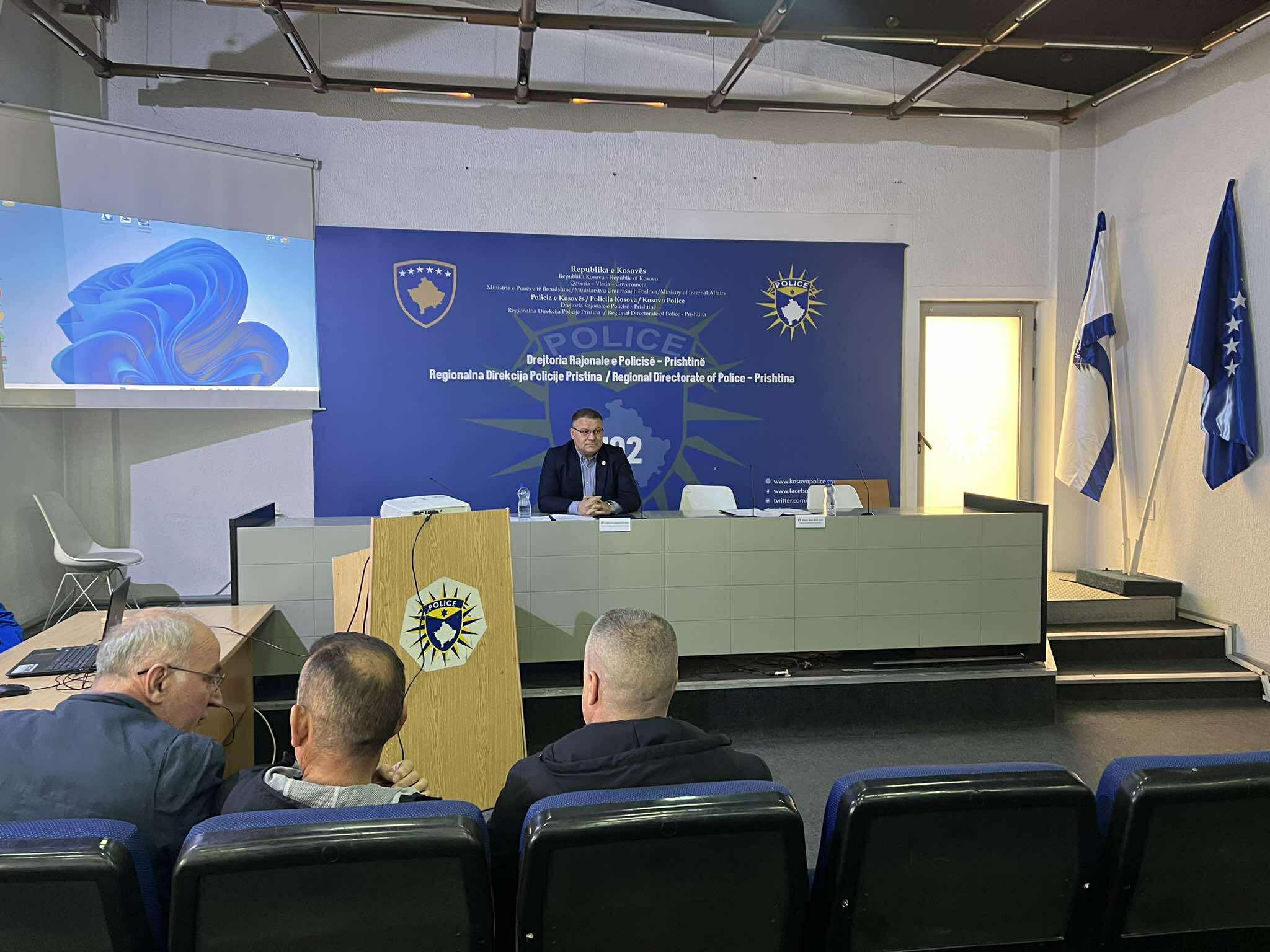 hoxha:-policia-e-kosoves-ne-vazhdimesi-eshte-cak-e-propagandes-dhe-kercenimeve-nga-serbia